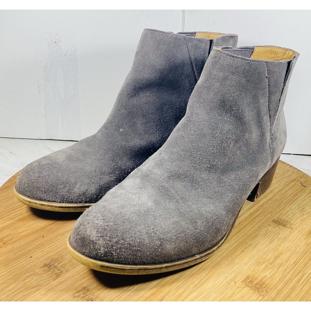 Lucky Brand Benissa Gray Suede Bootie Size 8M